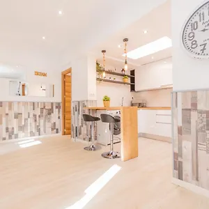 https://cubos-la-casita-del-palo.1costadelsol.com